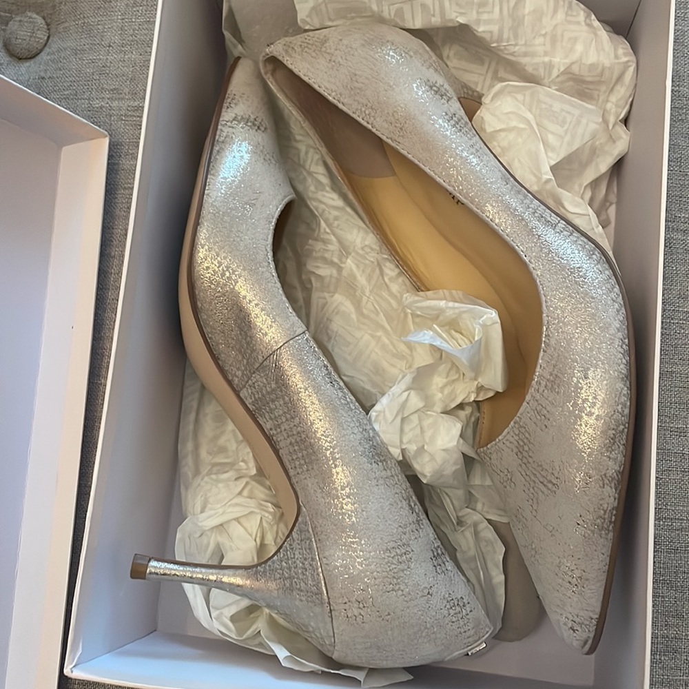 Ivanka trump boni shoe